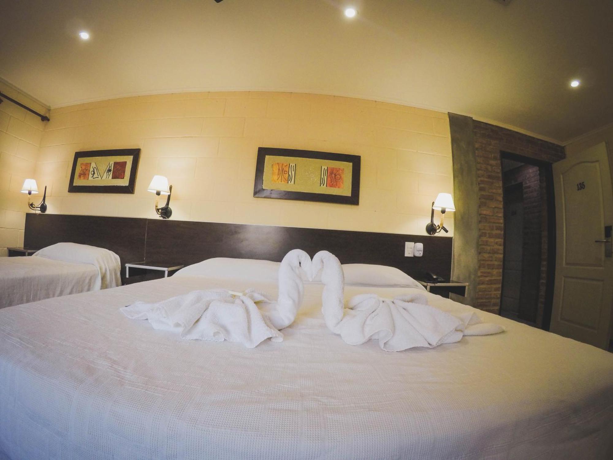 Hotel Torres Del Sol Villa de Merlo Екстер'єр фото